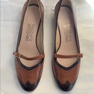 Vintage Salvatore Ferragamo Pumps